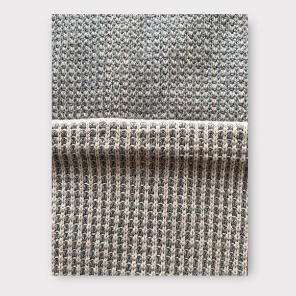 Club Monaco Infinity Scarf - Picture 4 of 4